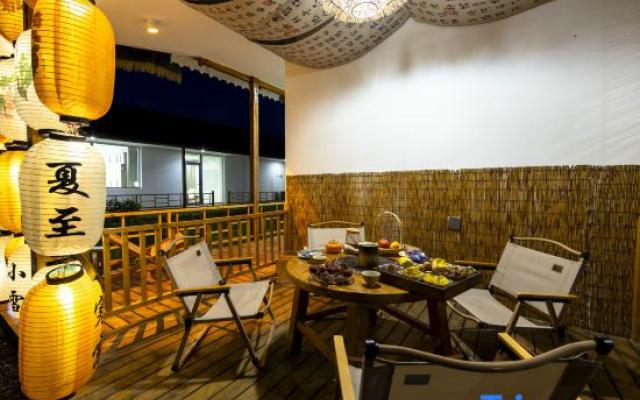 Floral Hotel·Neighbor's Courtyard Hotel