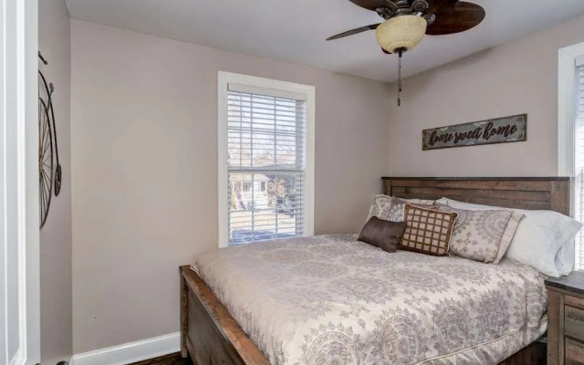 Five Points Bungalow