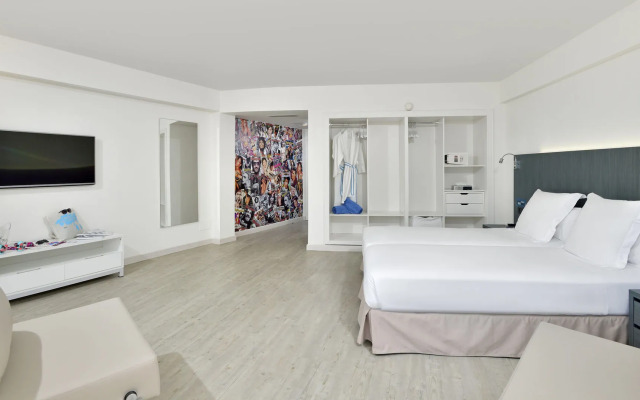 Отель Sol House Mallorca