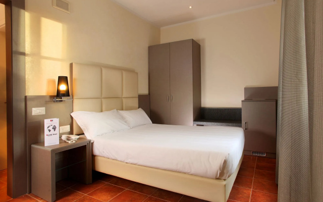 Hearth Hotel
