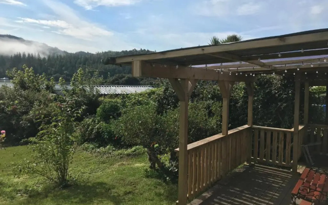 24 Harbour Street, Plockton - Stunning sea views & private garden