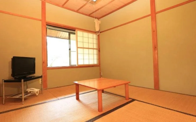 Kannabe Highland Hotel