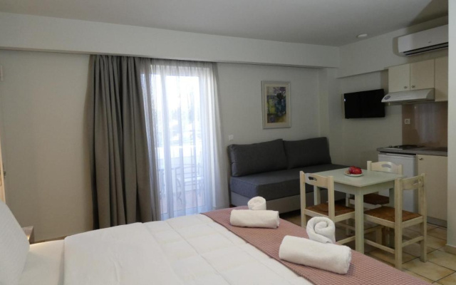 Melina Beach Hotel