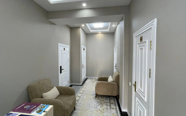 Bahrom Boutique Hotel
