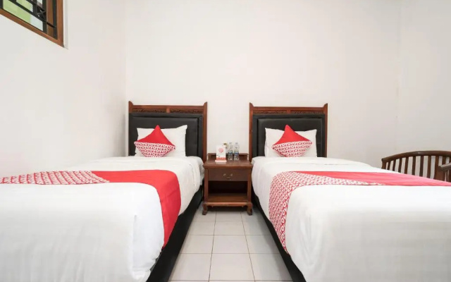 Hotel O Omah Duwet