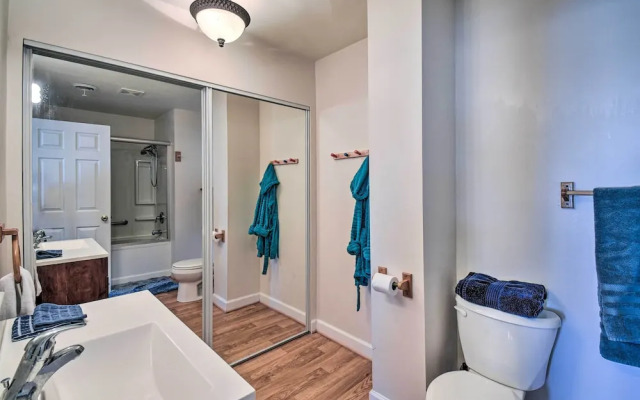 Spacious Chesapeake Home w/ Pool Table!