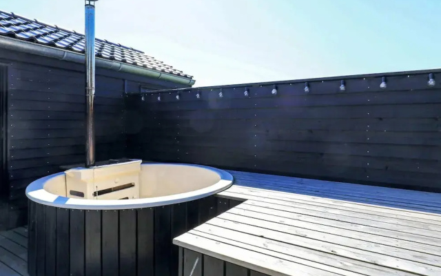 10 Person Holiday Home in Brovst-by Traum
