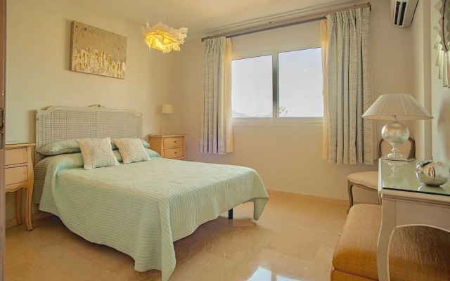 Albatros Villa