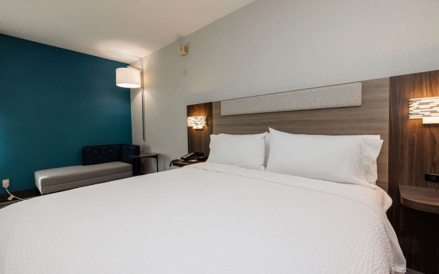 Holiday Inn Express Hotel & Suites Berkeley by IHG