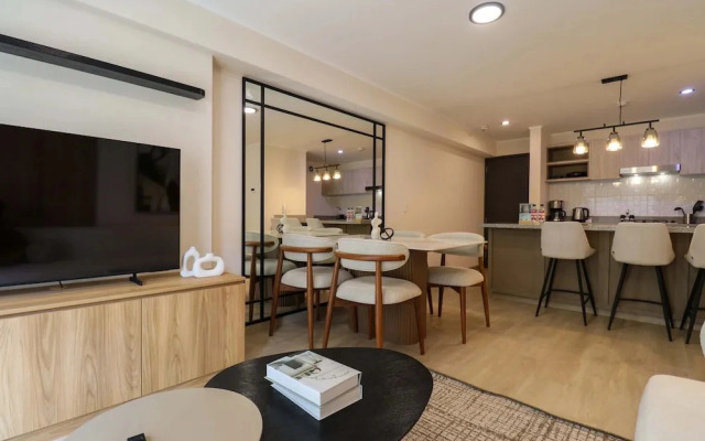 w Top Cozy 3BR With Balcony in Miraflores