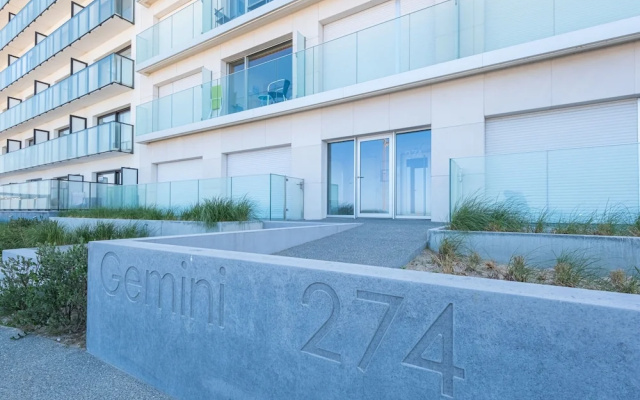 Apartment With sun Facing Terrace