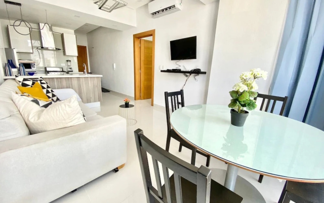 Luxury 1br , Pool, Gym, Close Agora Mall