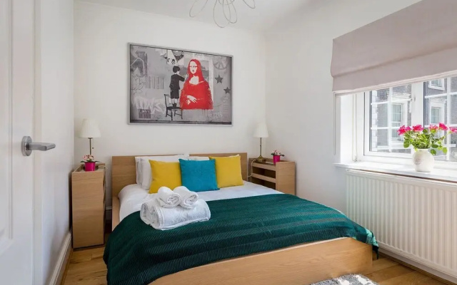 Park Lane Living! 3-bed 2-bath