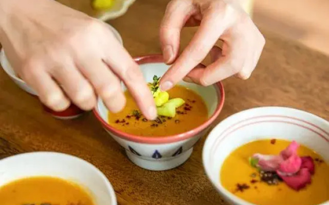 Huacheng Yichu Zen Homestay (Hangzhou Jingshan)