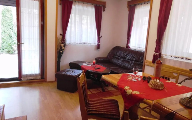Kraljevi Konaci Zlatibor