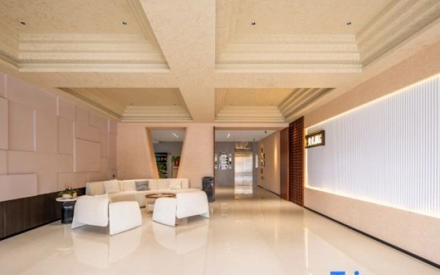 Guangli Hotel (Xilinhot Xilin Gol League Mongolian Medical Hospital)