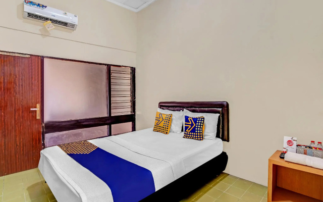 SPOT ON 90098 Anak Mama Guesthouse