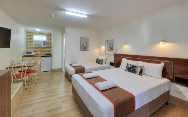 Bryants Motel Roma