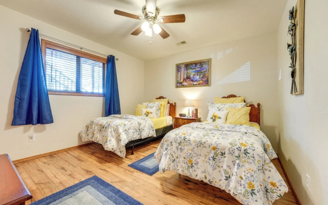 Accessible Branson Condo: Balcony + Lake Access!