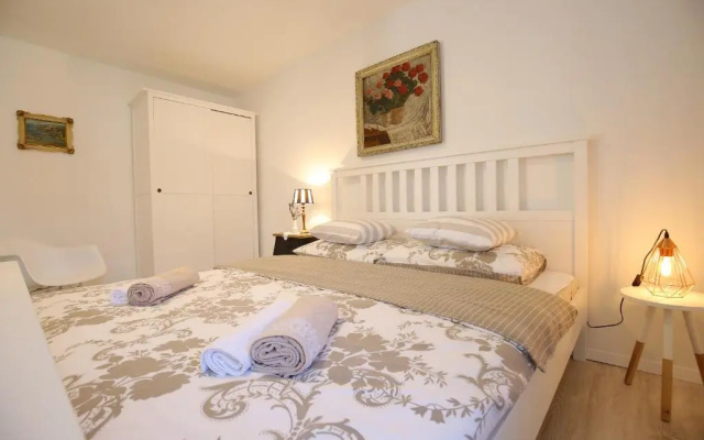 The 2Sisters Suite