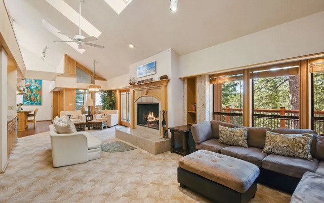 Sunset Lodge