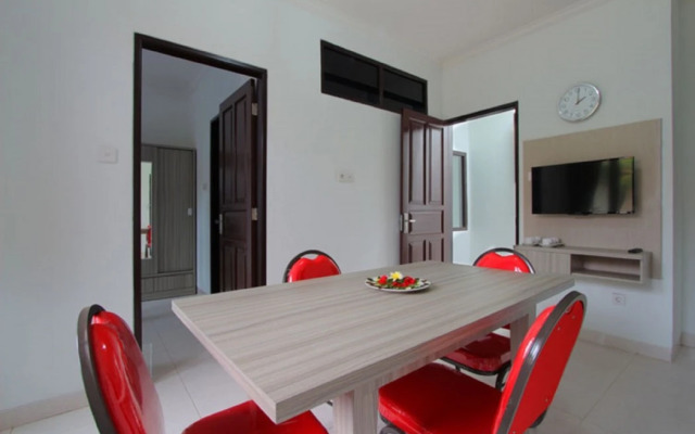 Alamanda Town House