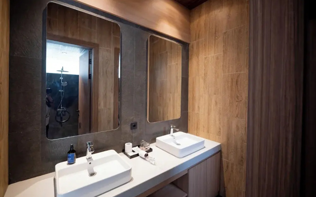 Amani Suites Yogyakarta