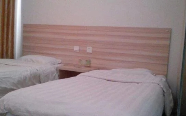 Dengxin Express Inn