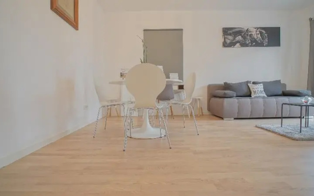 CN2i Luxury Accommodation Arte