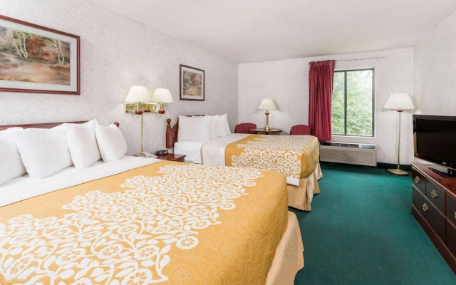 Days Inn Battlefield Rd/Hwy 65