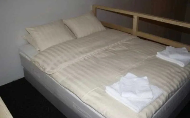 Canal Suites