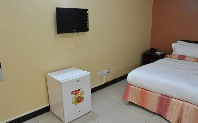 Royal City Hotel