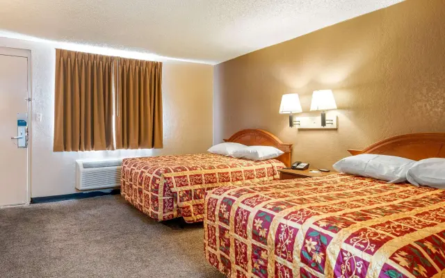 Rodeway Inn Pueblo