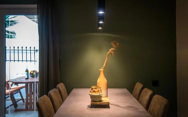 Heraklion Seaside Gem - Olia Private Retreat