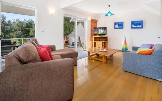 Kendall Beach Apartments 5 - Belongil Beach