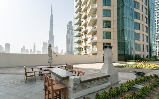 One Perfect Stay - Studio at Burj Views 1