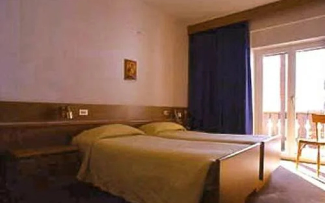 Hotel Val Di Fassa