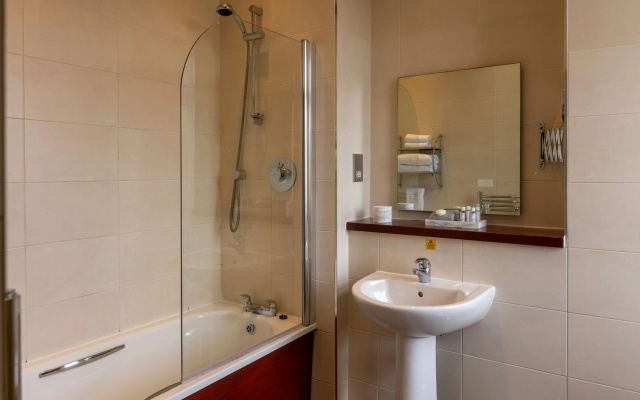 Rosslea Hall Hotel