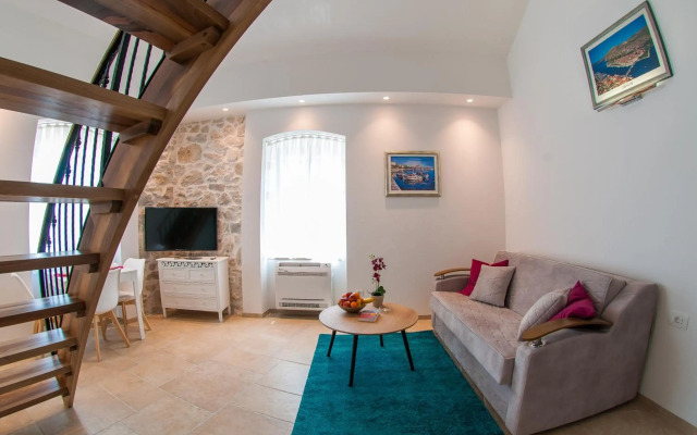 Bazzar Apartments