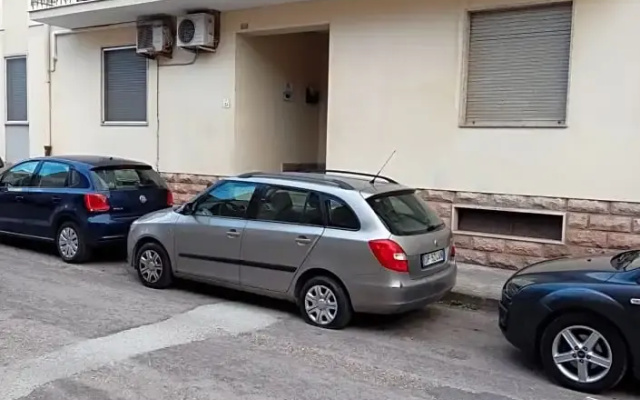 B&B LaMarina