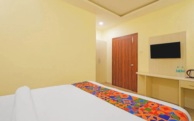 Fabhotel Arc Homes