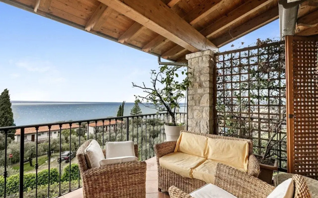 Grotten Loft in Toscolano Maderno