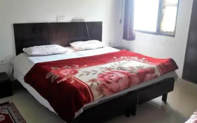Home stay in Tapovan