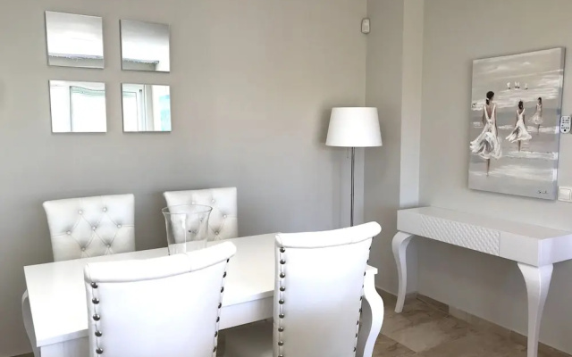 Marbella Beach Luxury apartment