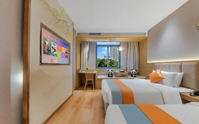 Fengyin Tianjiao Courtyard Hotel