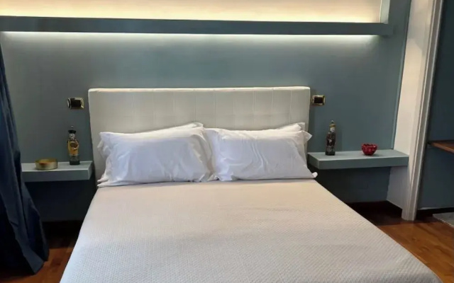 Calefati Gallery Luxury Apartment