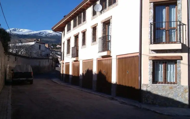 Apartamentos Rurales Luna del Lozoya