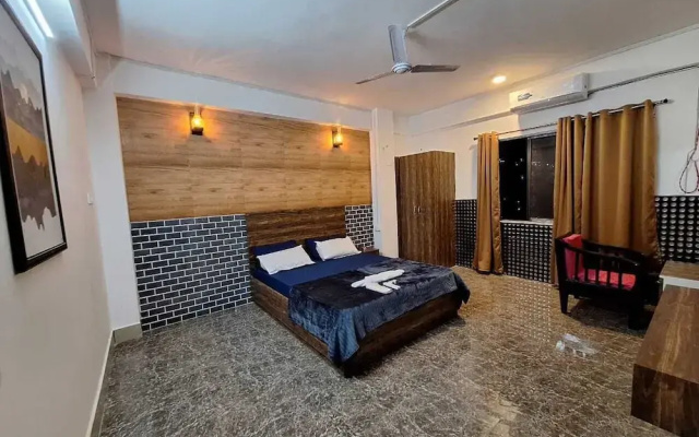 Hotel High East