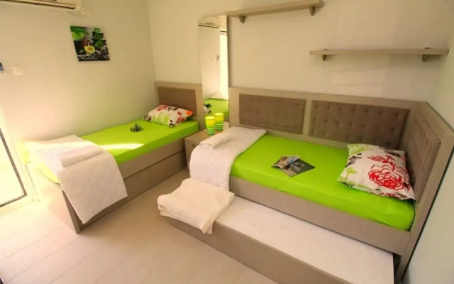 2 Bdr Seaview Apartment Budva