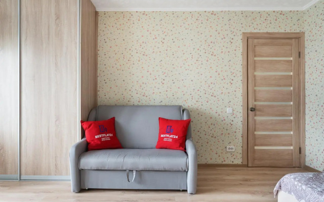 BestFlat24 (БэстФлэт24) на улице Декабристов 36 корпус 1